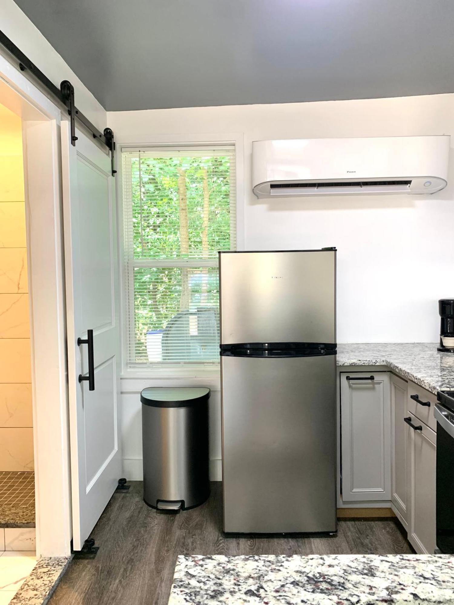 Romantic Chapel Hill Retreat For Two酒店 外观 照片